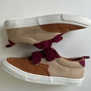 Old Navy Stylish Kids Sneaker Size 10 with straps Burgundy and Tan Accents